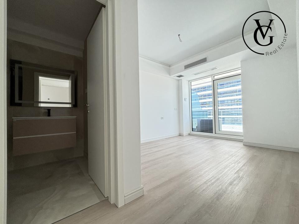 Apartament 3 camere - vedere frontala la mare | White Titanic | Mamaia Nord