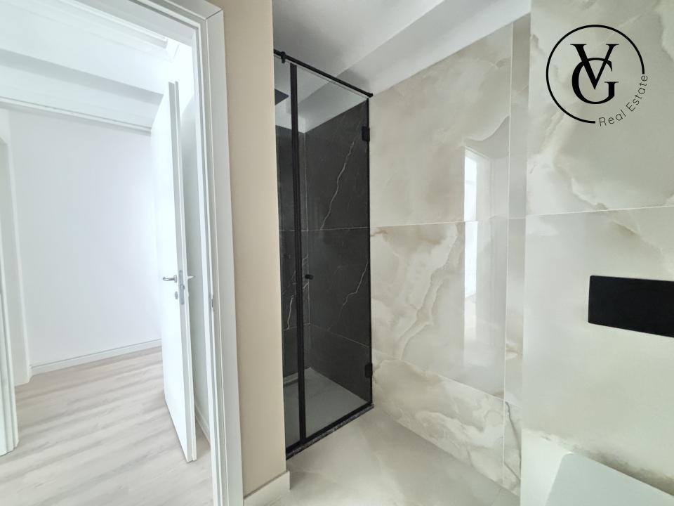 Apartament 3 camere - vedere frontala la mare | White Titanic | Mamaia Nord