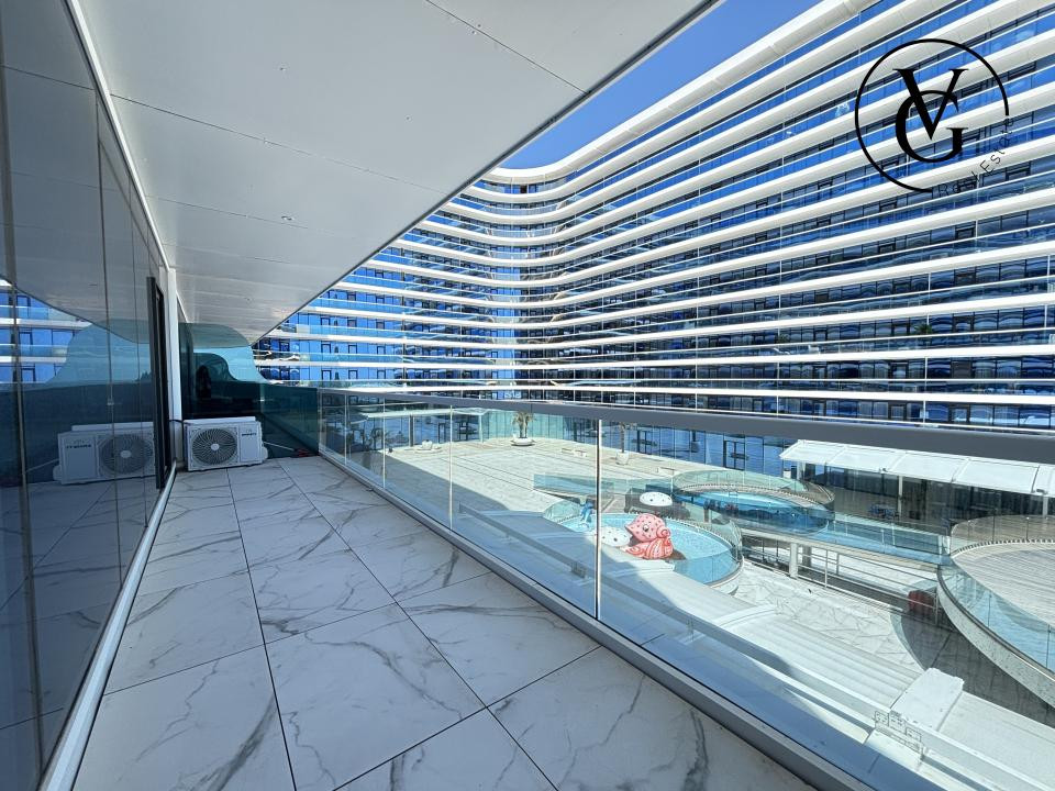 Apartament lux 2 camere  - vedere frontala la mare | White Titanic | Mamaia Nord