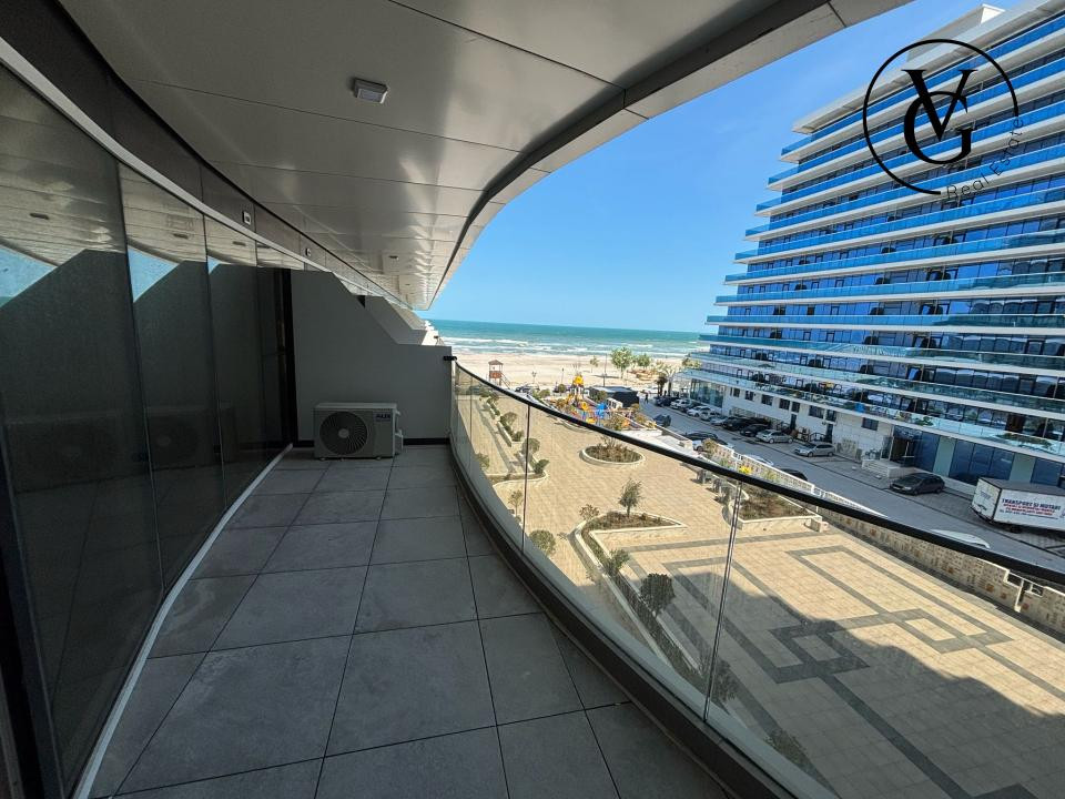 Studio spatios  | Aqua Cullinan | Mamaia Nord - vedere laterala mare