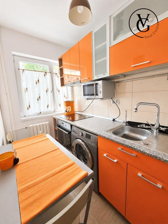 Apartament 3 camere | Decomandat | Casa de Cultura