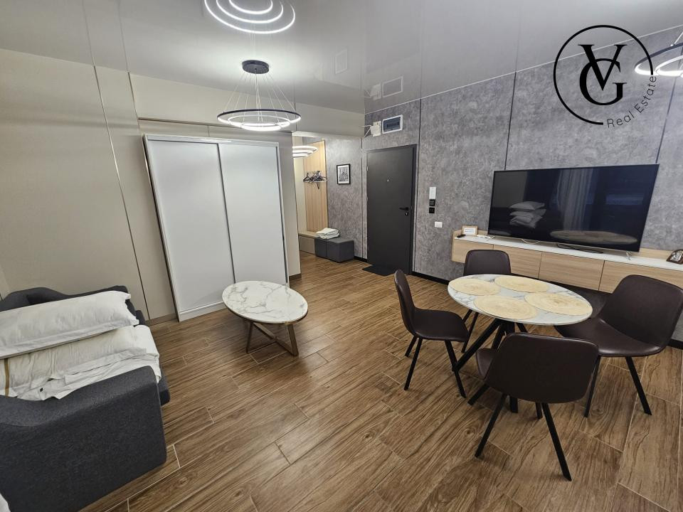Prima Linie |Vedere laterală la mare | 67m2 Utili Mamaia Nord