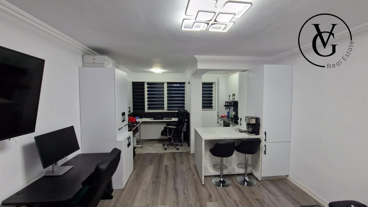 Garsoniera moderna - Renovata complet - Metrou Costin Georgian