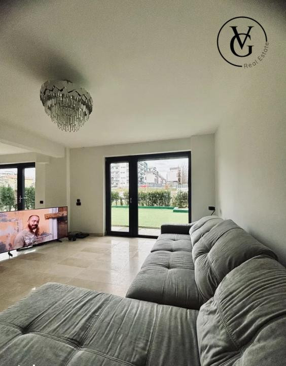 Apartament 2 camere lux + terasa -Mamaia Nord