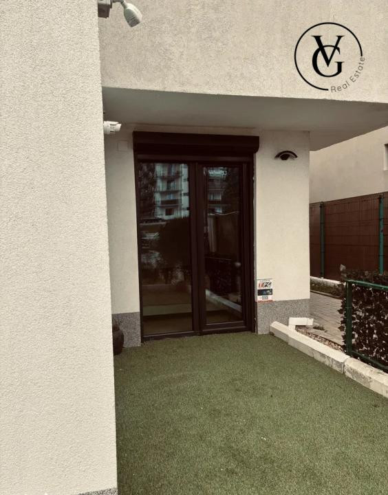 Apartament 2 camere lux + terasa -Mamaia Nord