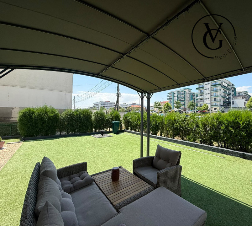 Apartament 2 camere lux + terasa -Mamaia Nord