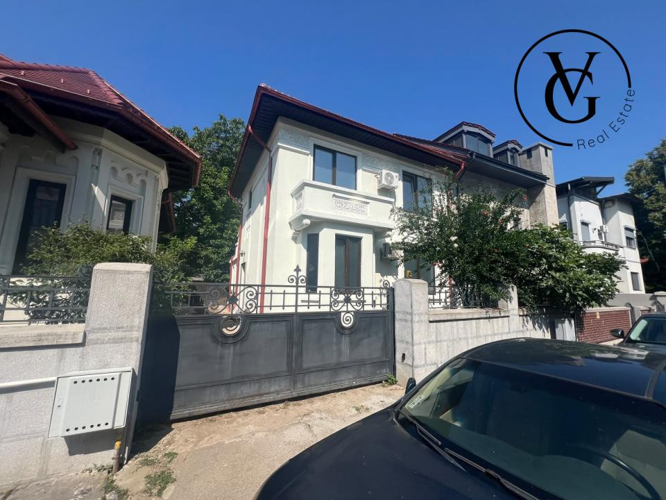 Vilă individuală de închiriat – Strada Bruxelles | 245 mp utili 