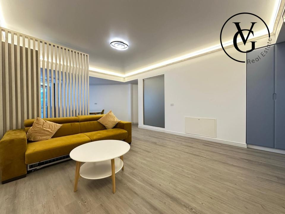 White Titanic - Apartament 2 camere - frontal la mare