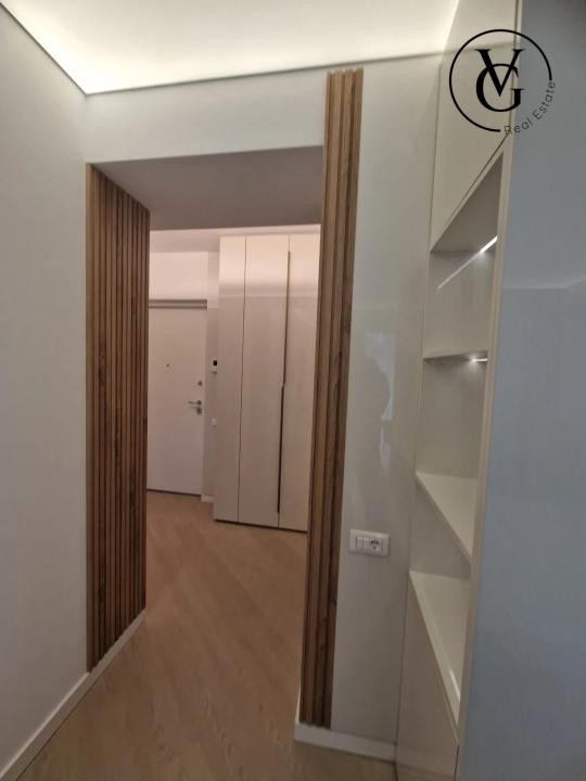 Studio spațios de închiriat I Cortina North
