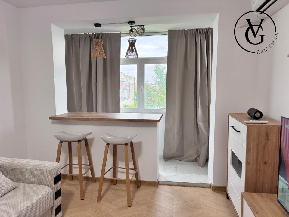 Apartament 2 Camere - Delfinariu - Centrala Proprie