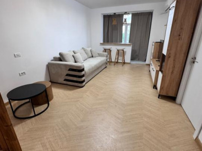 Apartament 2 Camere - Delfinariu - Centrala Proprie