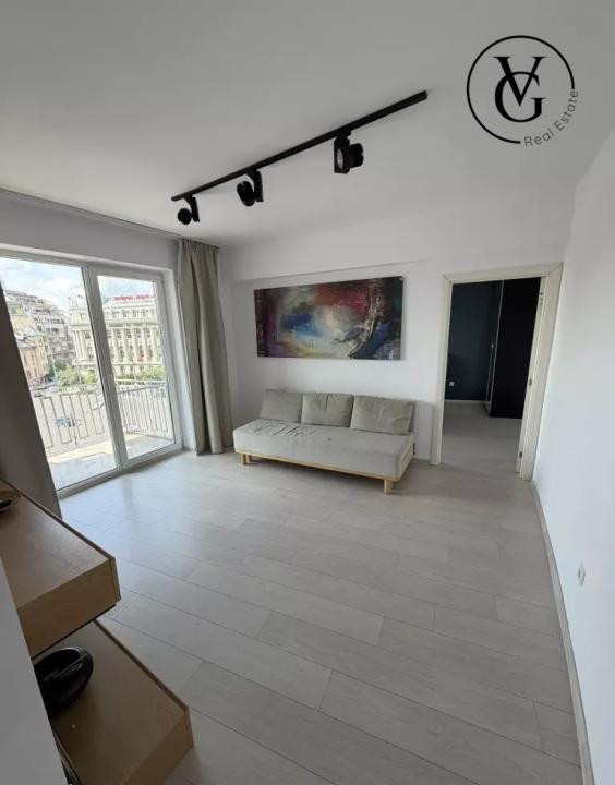Apartament 3 camere - Piata Romana -ASE