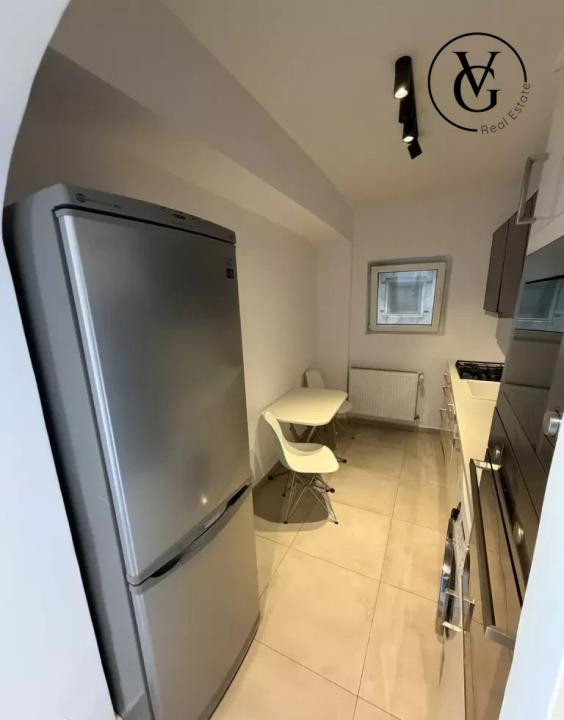 Apartament 3 camere - Piata Romana -ASE