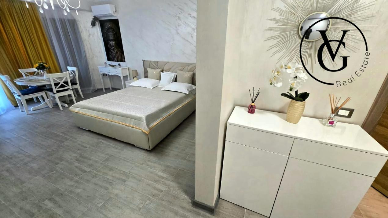 Studio lux cu vedere catre mare- Alezzi Beach Resort