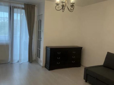 Garsoniera cu balcon - Metrou Costin Georgian 