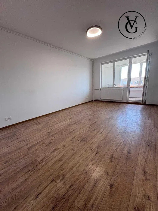 Apartament 2 camere - Complet renovat - Zona Titan 