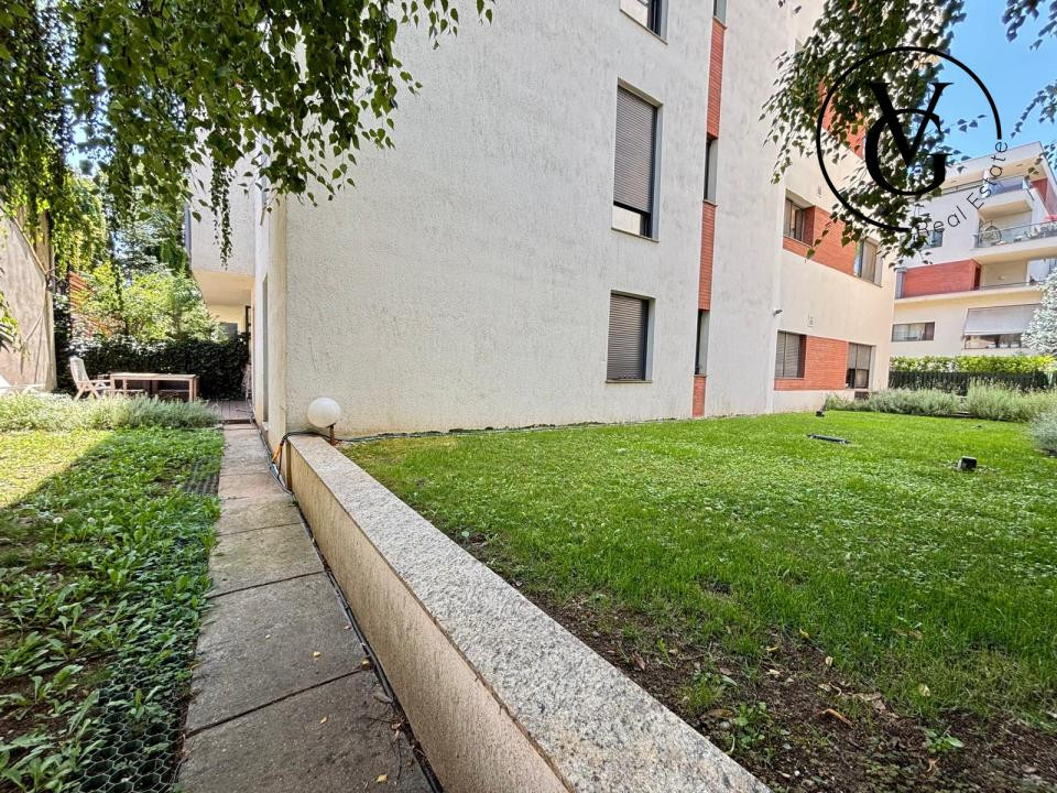 Apartament 4 camere cu gradina proprie - Loc de parcare inclus 