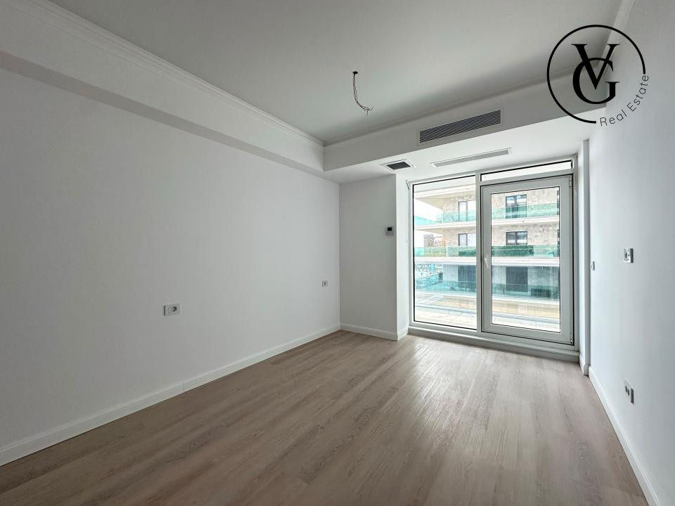 Apartament 3 camere - vedere frontala la mare | White Titanic | Mamaia Nord