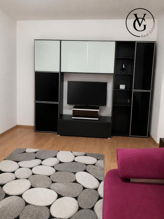 Apartament 2 camere - Zona Tomis III - Centrala proprie
