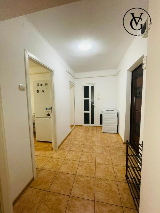 Apartament 2 camere modern- Zona Faleza Nord- Centrala proprie