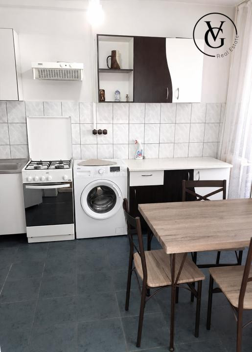Apartament 2 camere modern - zona Tomis Nord - centrala proprie