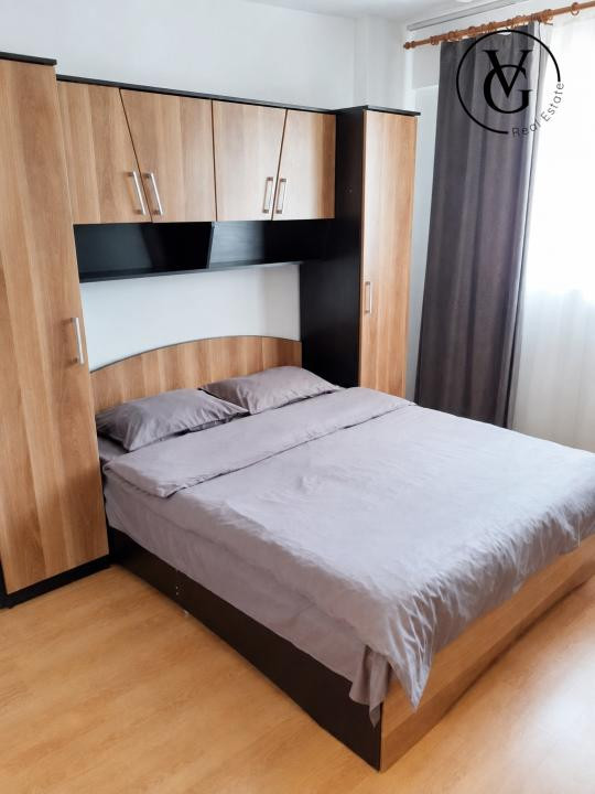 Apartament 2 camere modern - zona Tomis Nord - centrala proprie