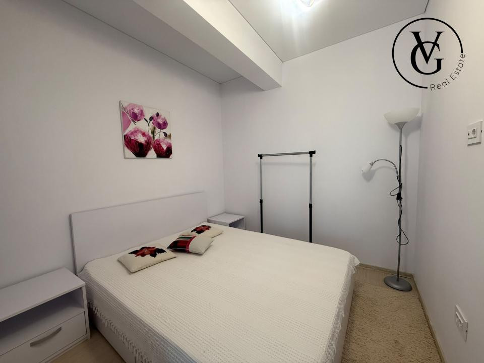 Studio modern cu dormitor separat- zona Campus - parcare inclusa