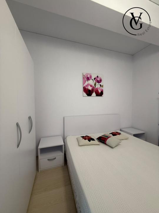 Studio modern cu dormitor separat- zona Campus - parcare inclusa