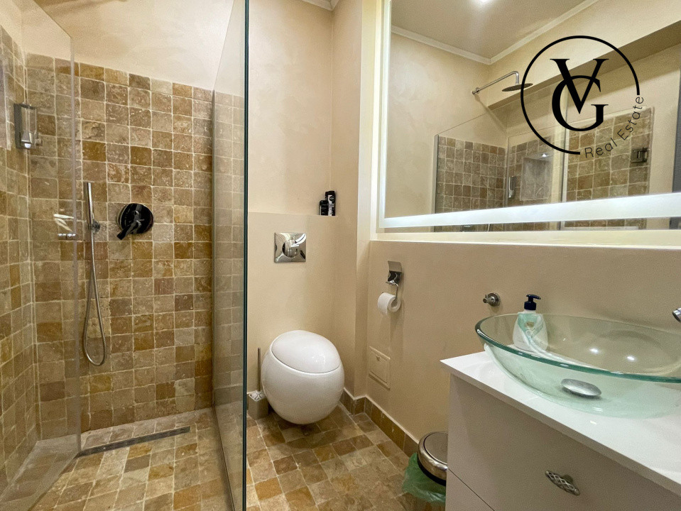 Apartament de 3 camere și curte privată - Parcare subterana
