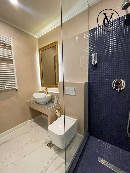 Apartament de 3 camere și curte privată - Parcare subterana