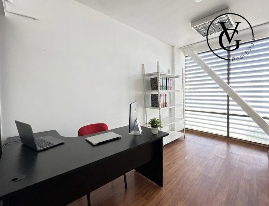 Spatiu industrial | Hala + birouri | 4.871 mp teren | Tulcea