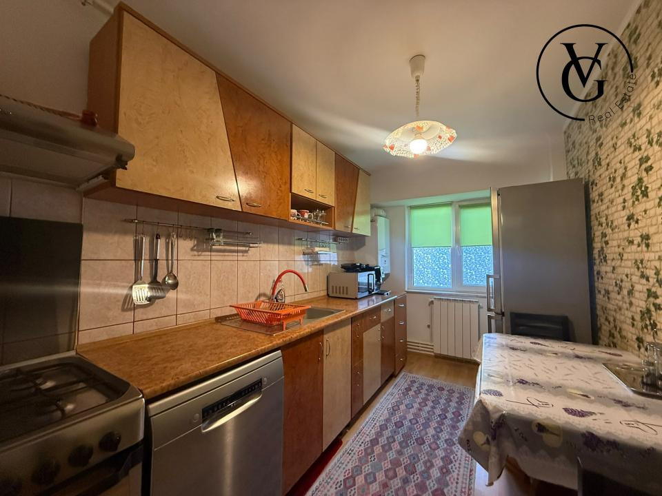 Apartament 3 camere modern - zona Tomis III - centrala proprie