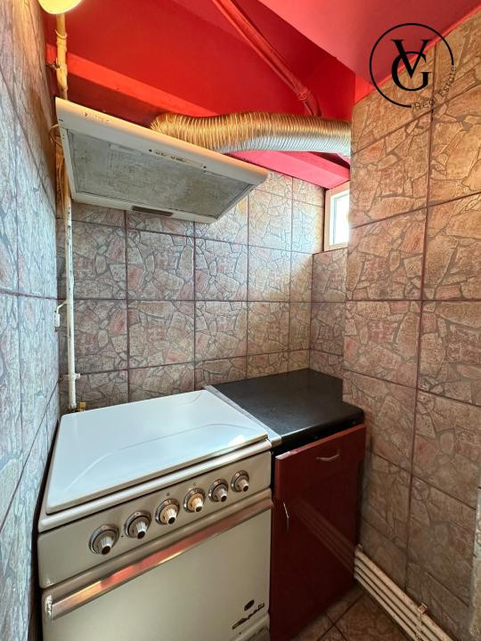 Apartament decomandat 4 camere - Casa de Cultura - termen lung