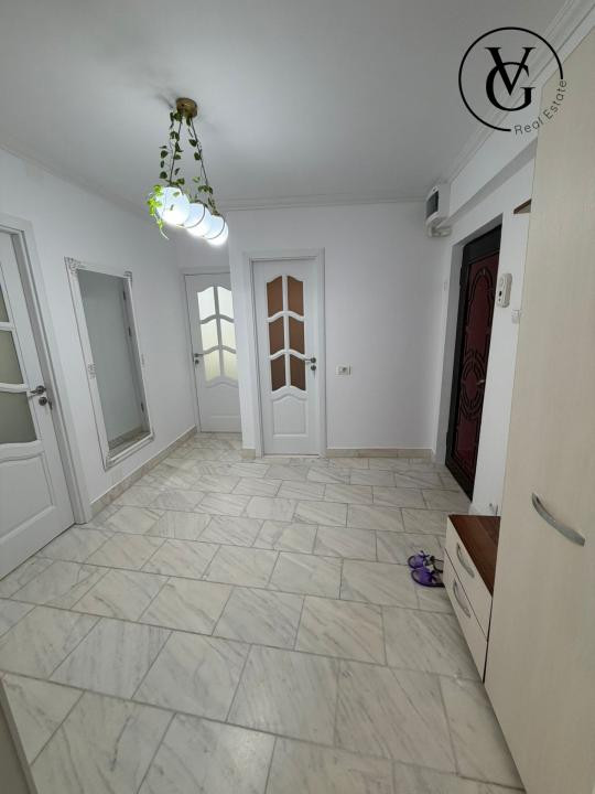 Apartament 2 camere modern | zona Pescarie | centrala proprie