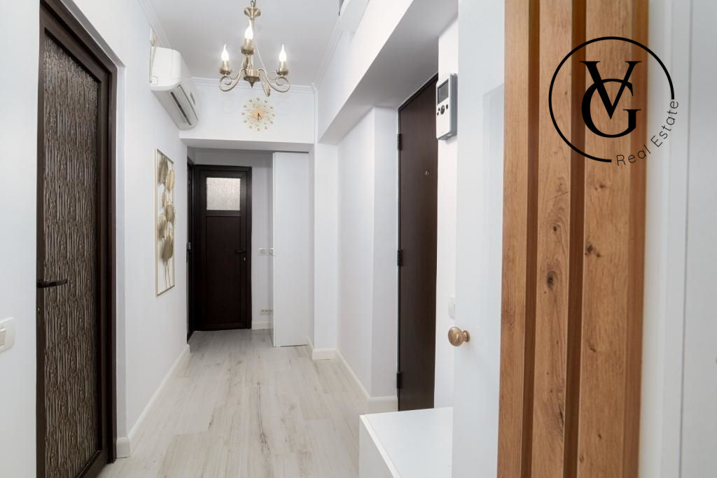 Apartament 2 camere modern | zona Capitol | centrala proprie