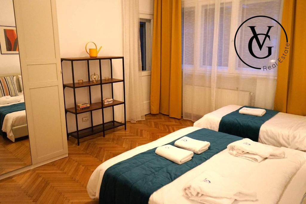 Apartament 4 camere - 2 bai - 2 balcoane - Ideal Investitie 