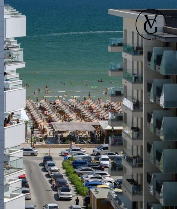 Apartament 2 camere - vedere laterala mare | Inception by the sea | Mamaia Nord
