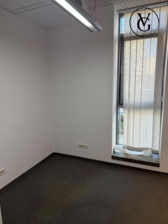  Spatiu birou - Piata Unirii - Cladire moderna 