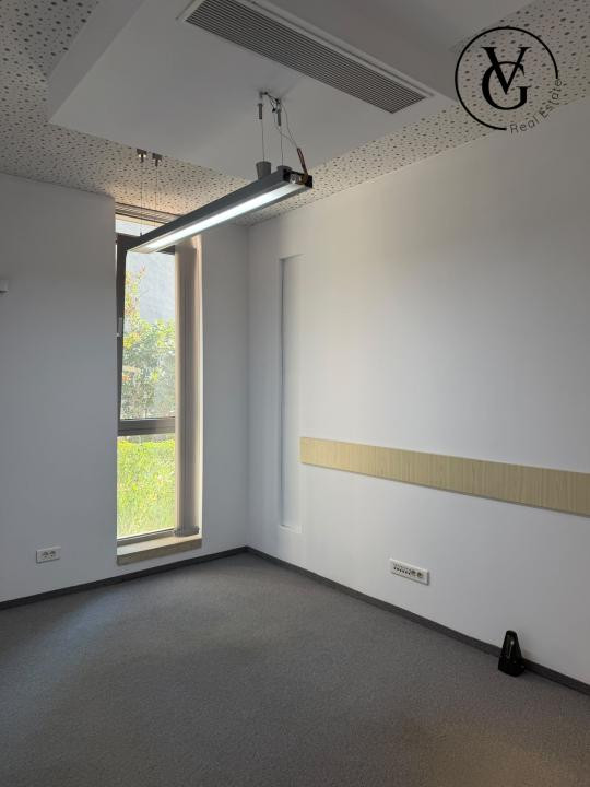  Spatiu birou - Piata Unirii - Cladire moderna 