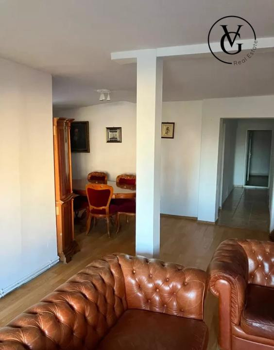 Apartament 3 camere  - Vitan - Centrala proprie