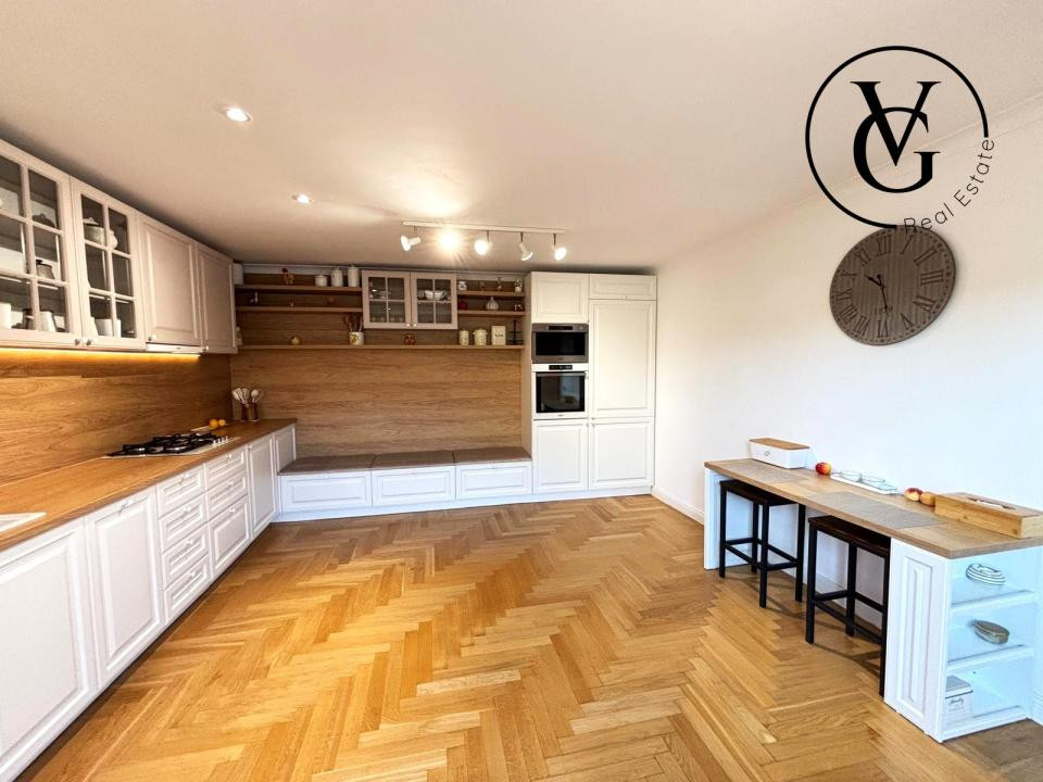 Apartament 3 camere - Curte proprie - Vatra Noua 
