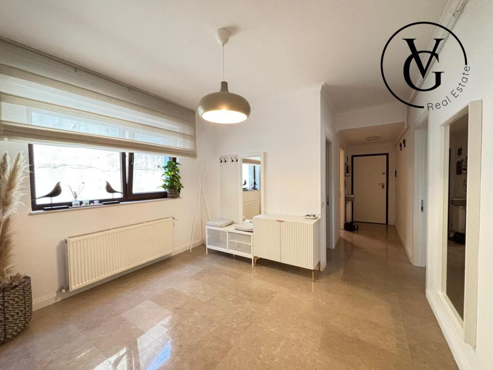 Apartament 3 camere - Curte proprie - Vatra Noua 