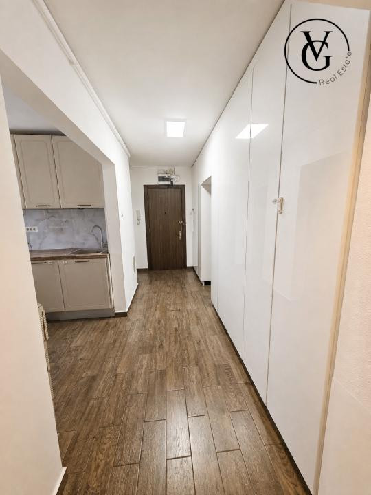 Apartament 3 camere - Mircea Voda - Centrala proprie 