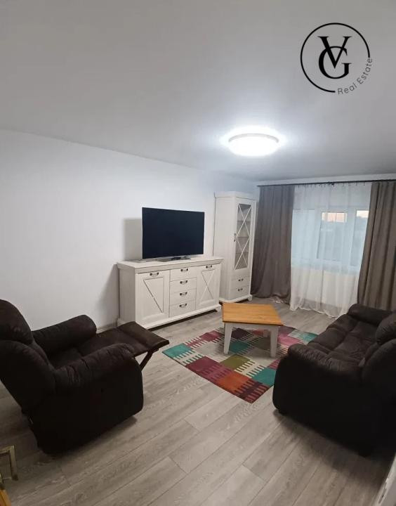 Apartament 2 camere decomandat | Zona Dezrobirii | Inel 2