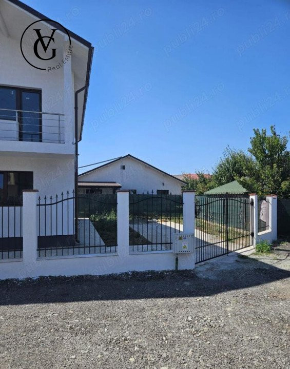 Casa de vanzare P+1E, 3 camere, oras Navodari