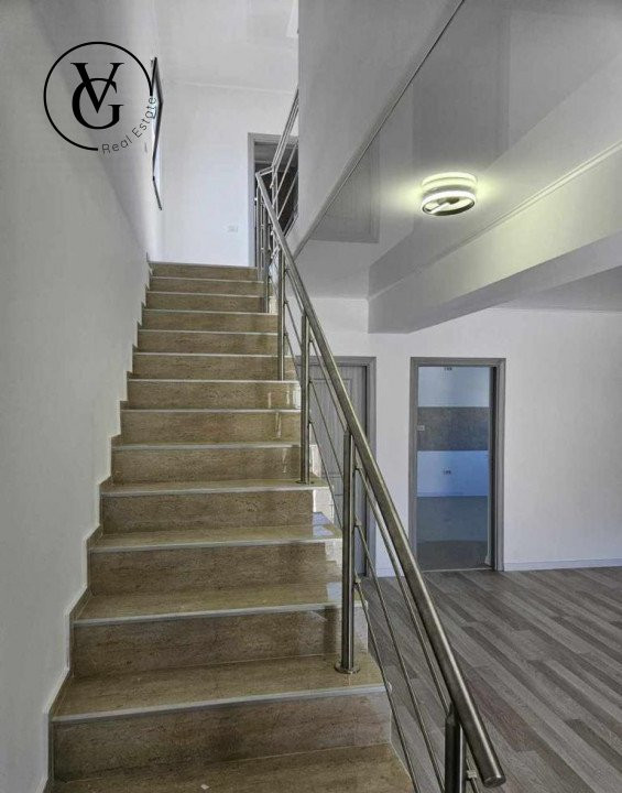 Casa de vanzare P+1E, 3 camere, oras Navodari