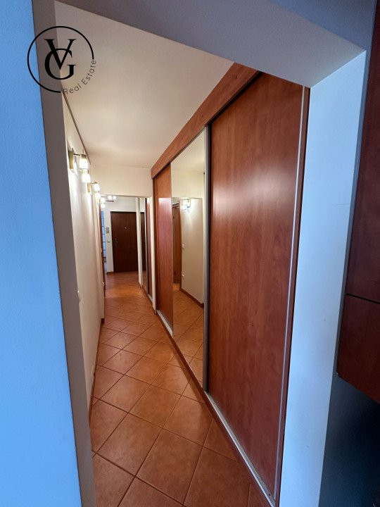 Apartament decomandat | 3 camere | centrală | loc parcare privat | termen lung 